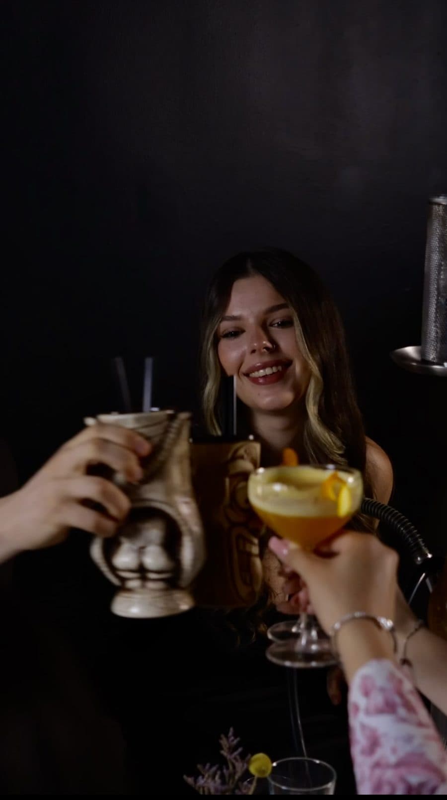 Wnętrze lounge baru The Moon na krakowskim Kazimierzu